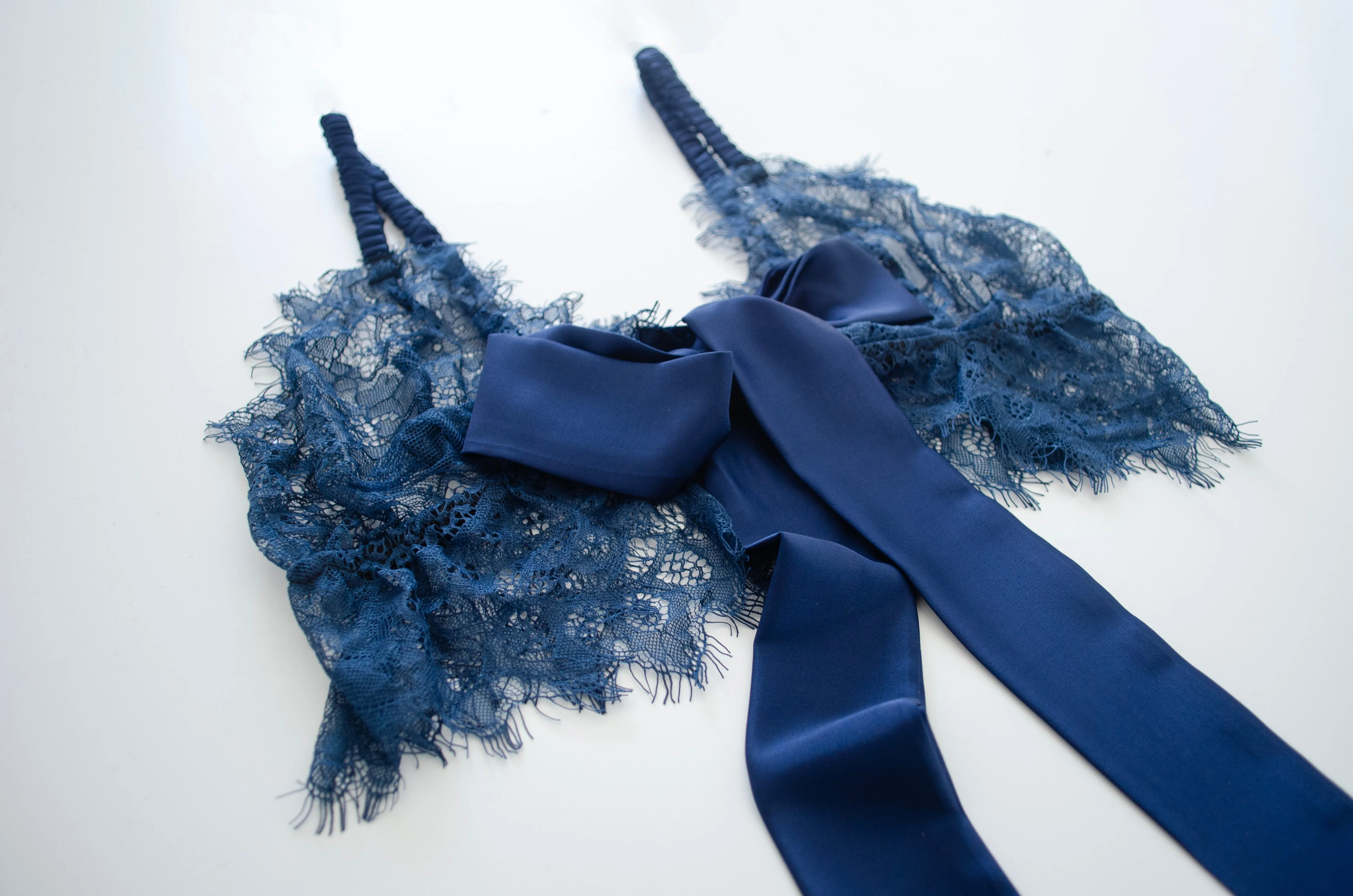 Pine Tie Side Lace Set - Navy