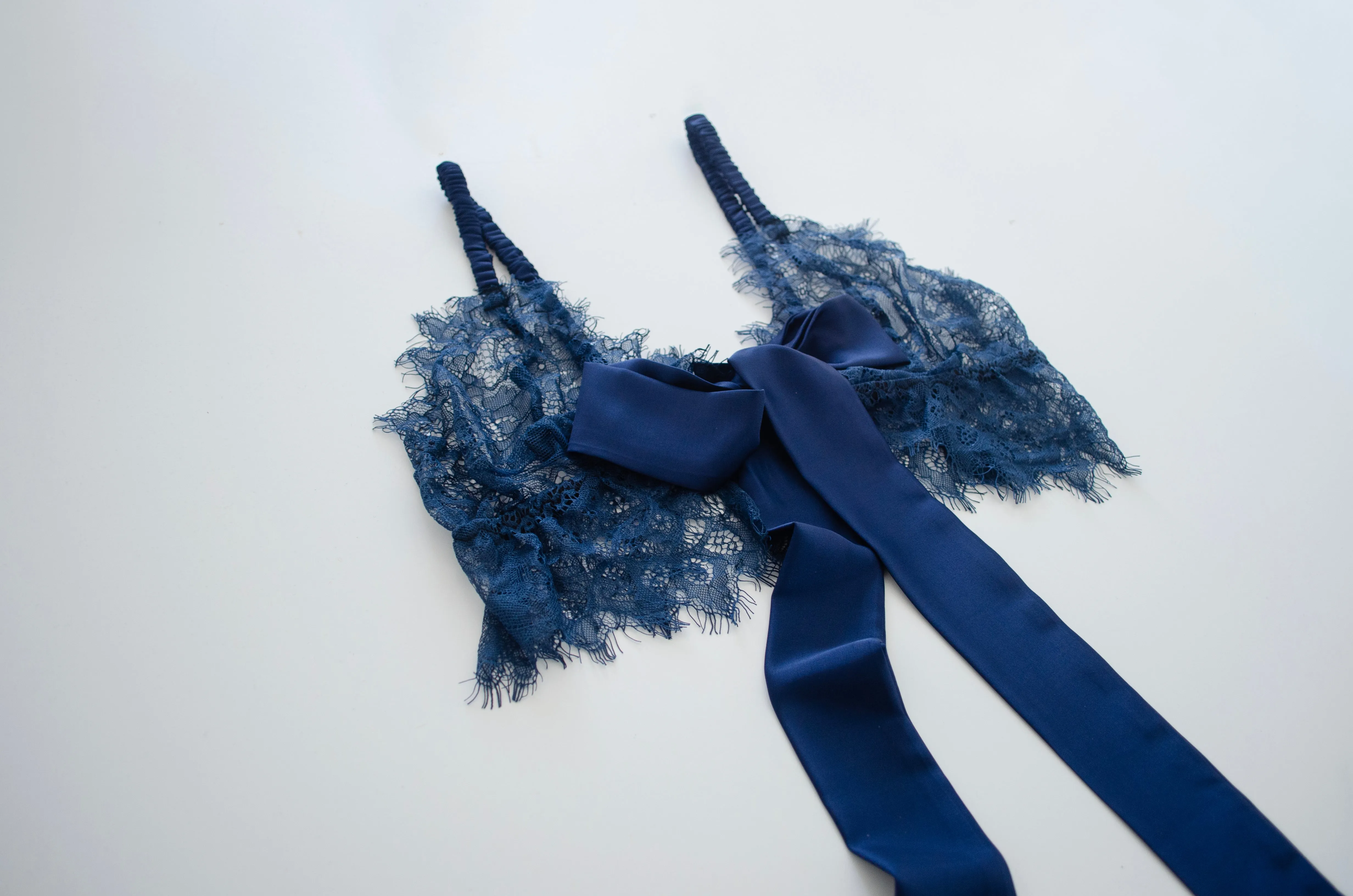 Pine Tie Side Lace Set - Navy